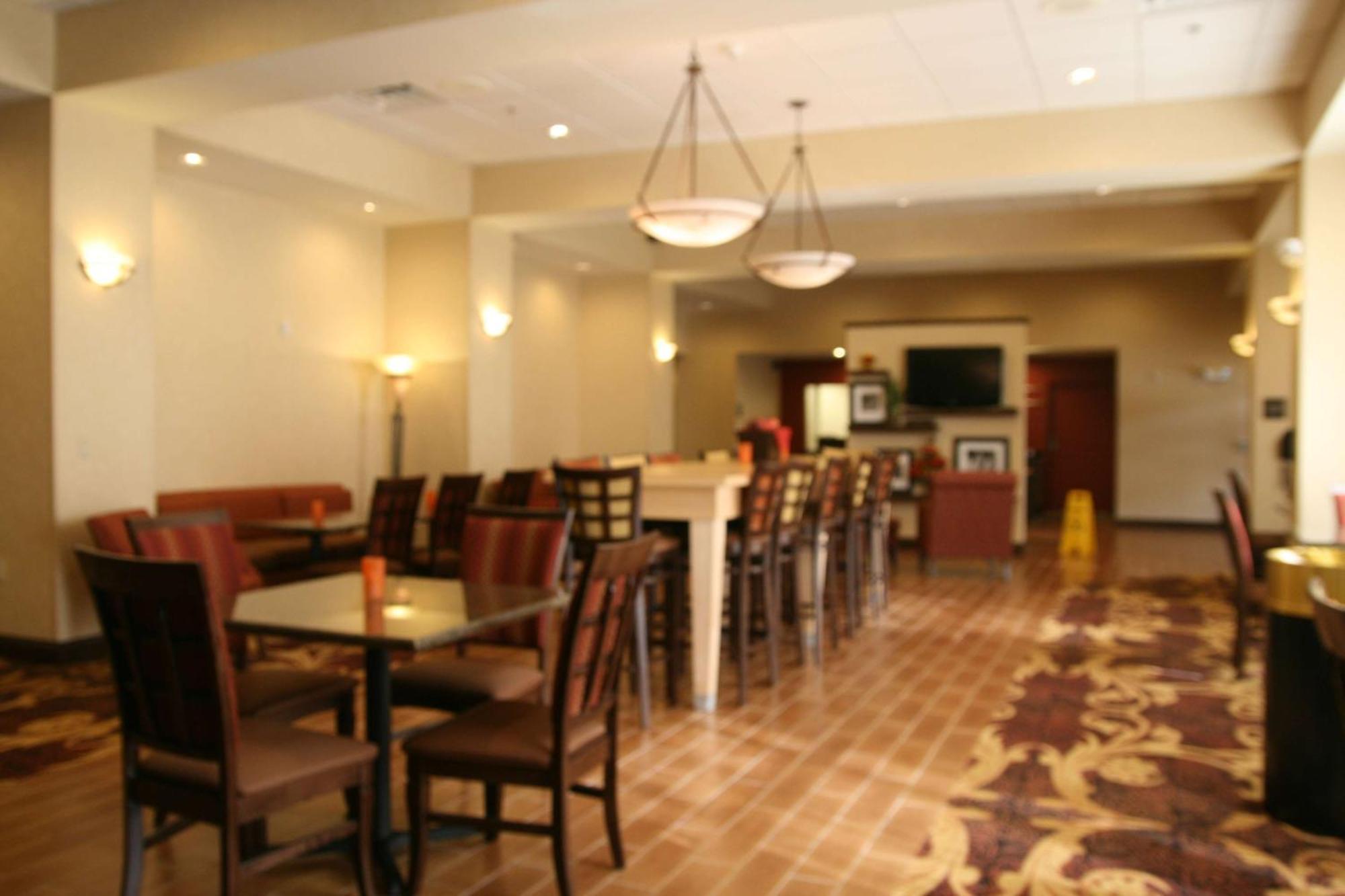 Hampton Inn Williamsburg Ngoại thất bức ảnh