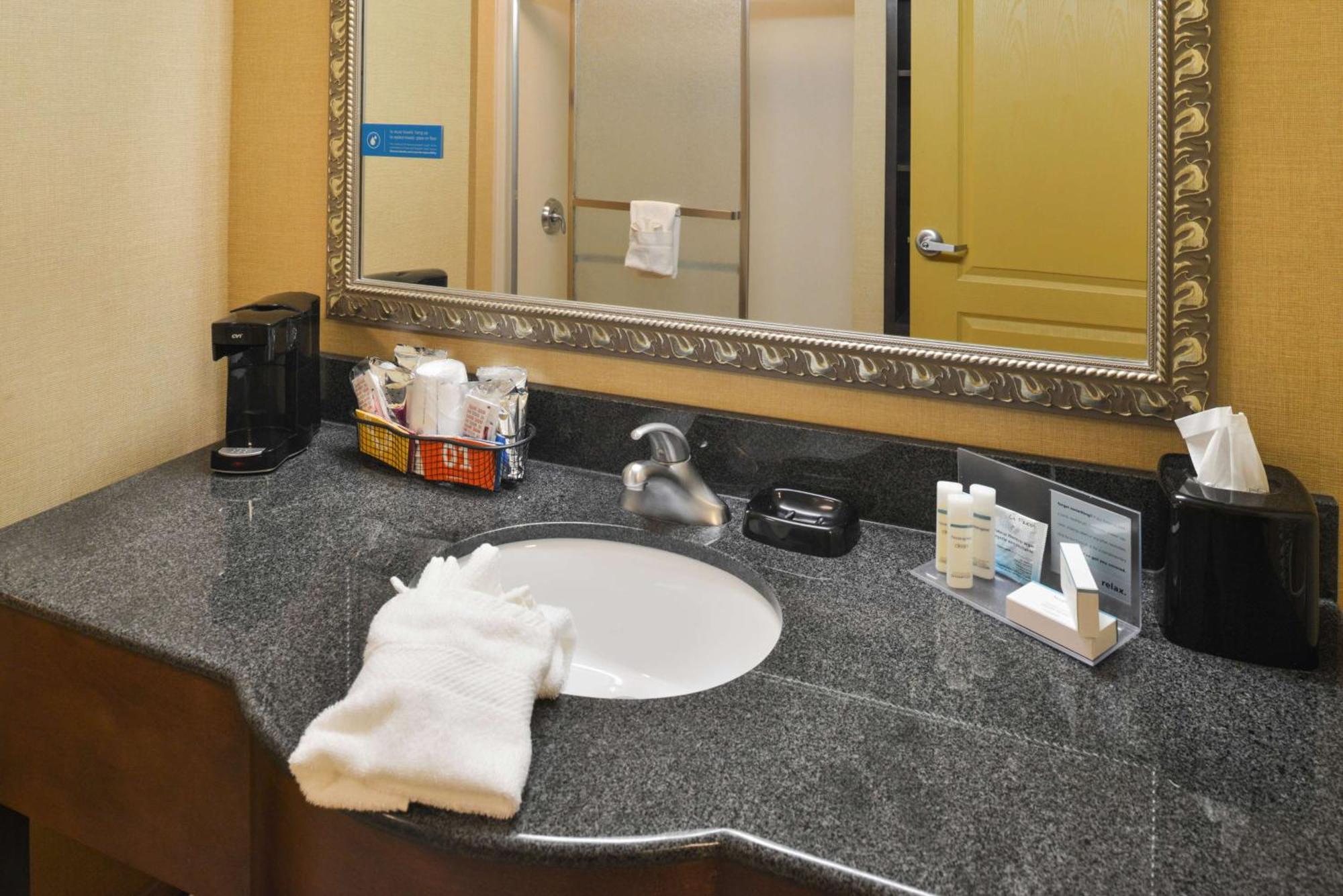 Hampton Inn Williamsburg Ngoại thất bức ảnh